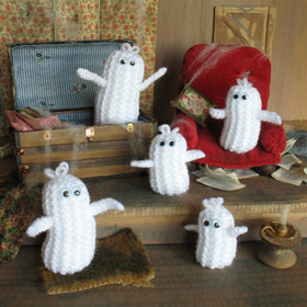 Jean Greenhowe's Halloween Ghosties